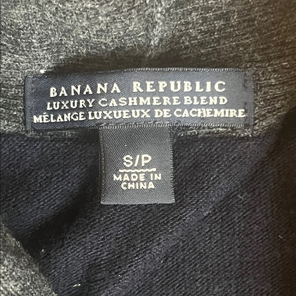 Banana Republic Cashmere & Wool Blend Navy and Grey Sweater sz S - Picture 2 of 9